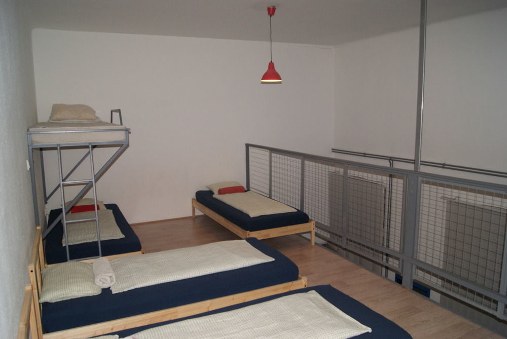 בודפשט Happy Hostel מראה חיצוני תמונה