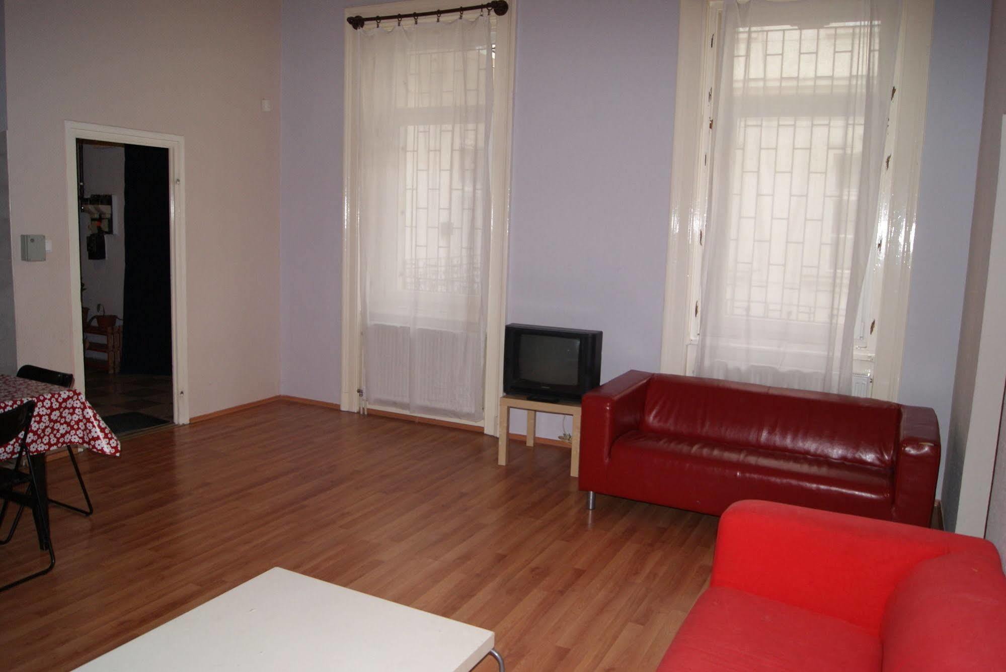 בודפשט Happy Hostel מראה חיצוני תמונה